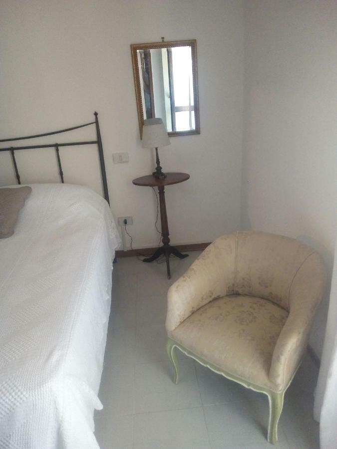 Center Comfy Mini Apartment 阿雷佐 外观 照片